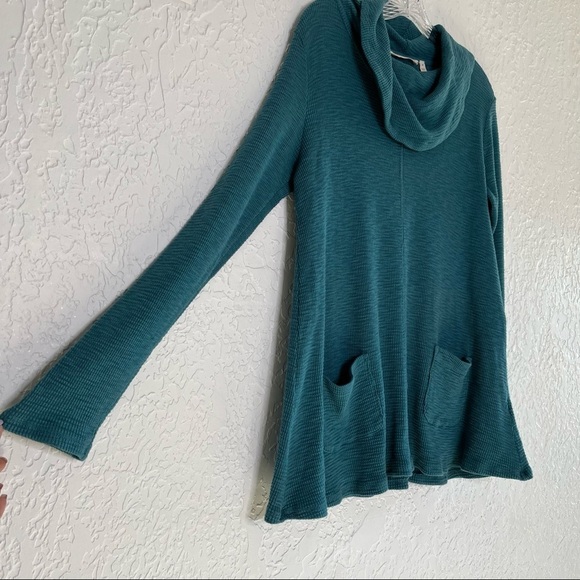 Soft Surroundings Tati Waffle Knit Cowl Neck Tunic Top Green Size M - Picture 5 of 8